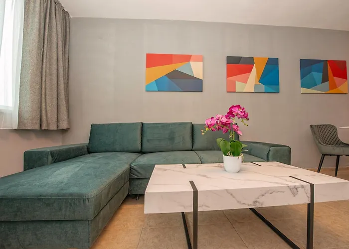 Stylish In Karolina Napospart