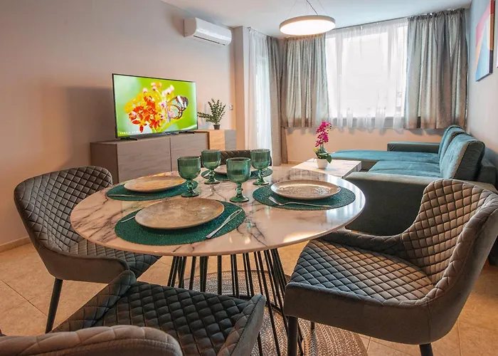 Apartment Stylish In Karolina *