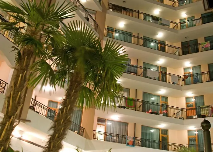 Stylish In Karolina Apartman