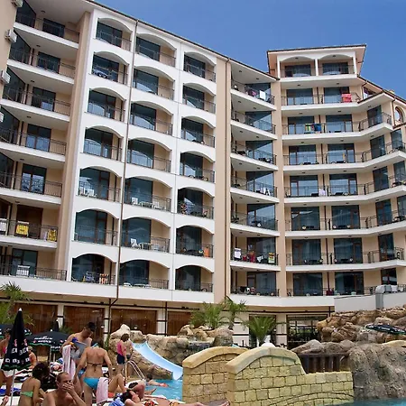 Stylish In Karolina * Sunny Beach