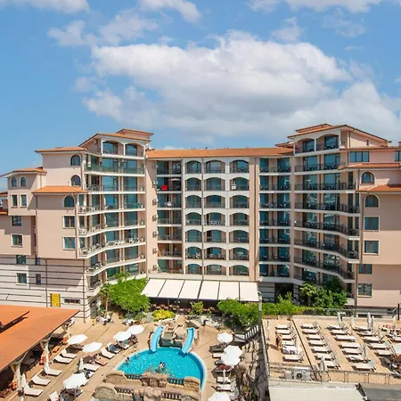 Stylish In Karolina Apartment